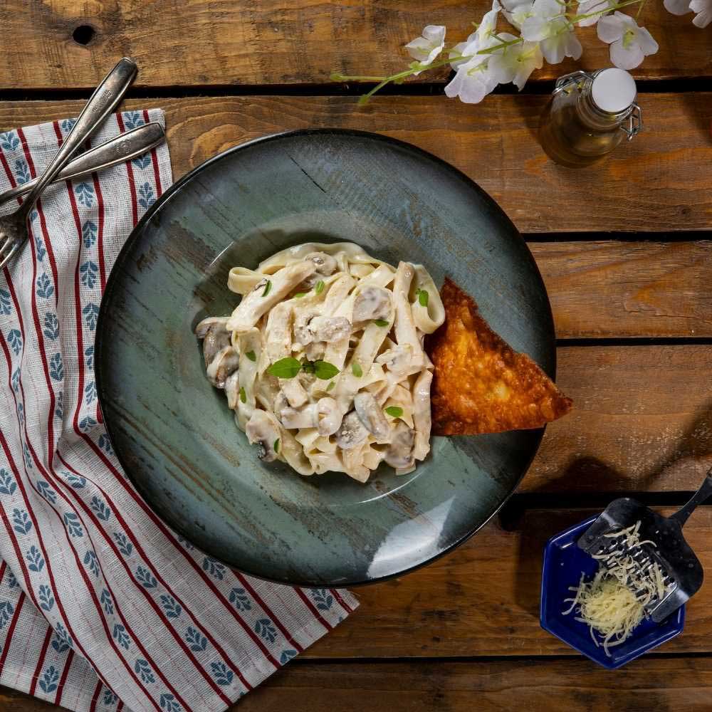 FETTUCİNE ALFREDO