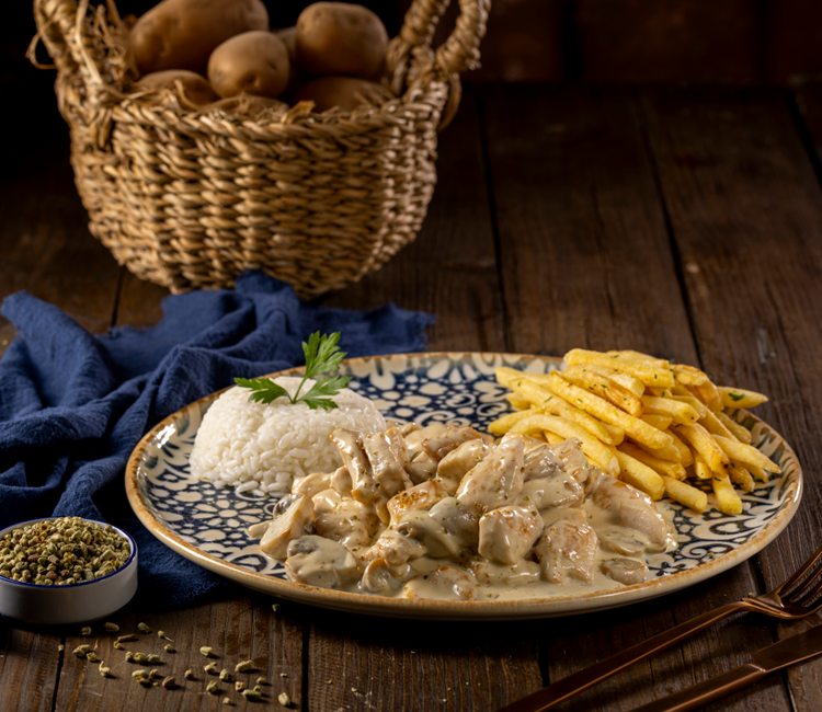 KEKİKLİ VE ZENCEFİLLİ TAVUK (Pilav ve Patates Cips İle Birlikte)
