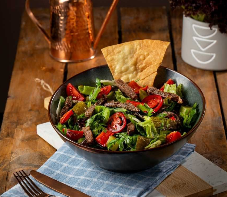BONFİLE DİLİMLİ SALATA
