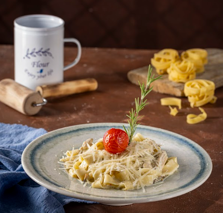 FETTUCİNE ALFREDO